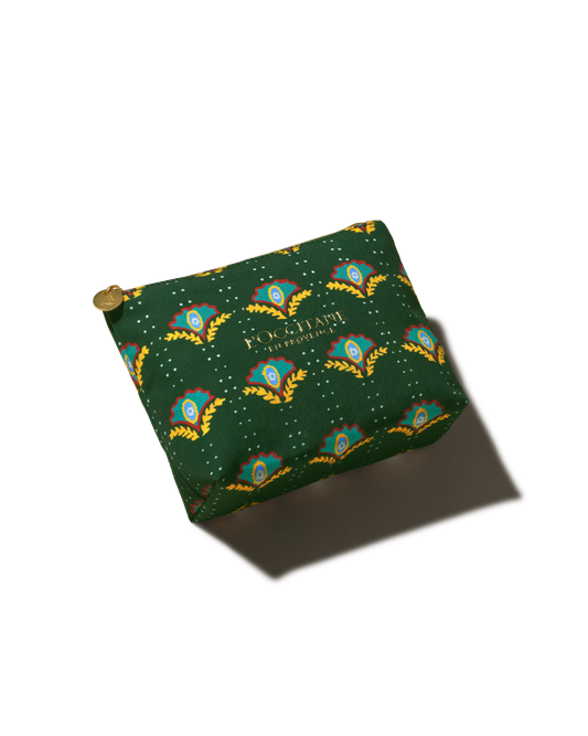 2026 Holiday Discovery Pouch